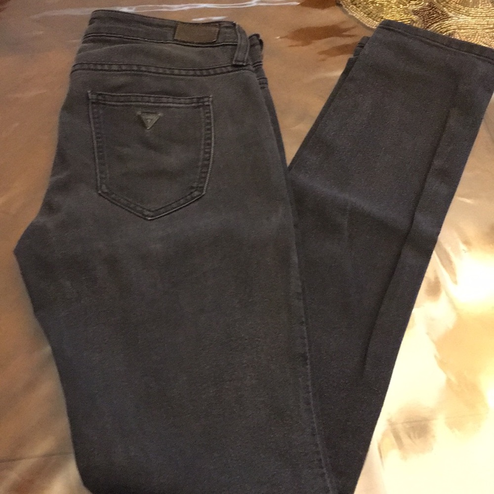 Guess black skinny jeans medium rise